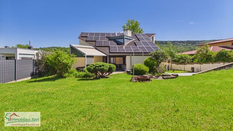 FREMERSDORF: ARCHITEKTENHAUS / EINLIEGERWOHNUNG / GARTEN / GARAGE!